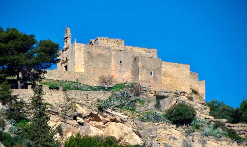 Castillo de Fatetar, Spain